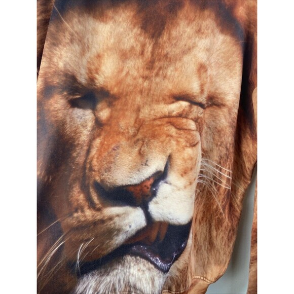 Beloved Pullover Lion All Over Print Graphic Long Sleeve Crewneck Adult 2XL - Picture 2 of 6
